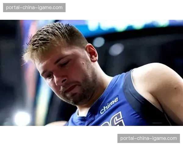 卢卡·东契奇因左腿筋轻微拉伤将缺席未来两场比赛 卢卡·东契奇因左腿筋轻微拉伤将缺席未来两场比赛